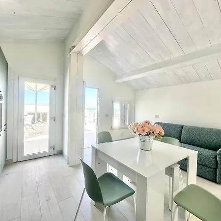 Apartment Design On The Beach