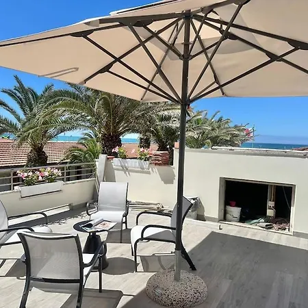 Design On The Beach Lido di Camaiore